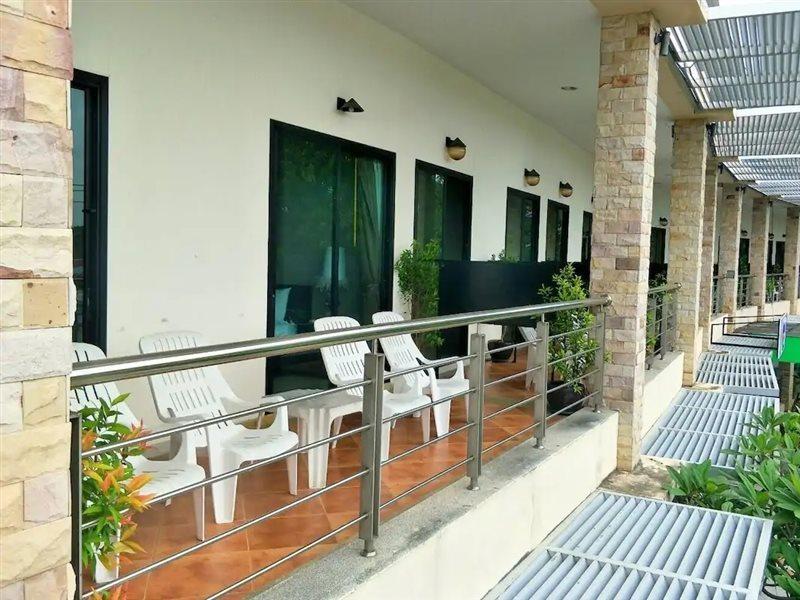 Green Residence Hotel Bangrak pláž Exteriér fotografie